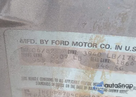 1982 Mercury Capri z USA, uszkodzony, nr VIN 1MEBP67B4CF630747